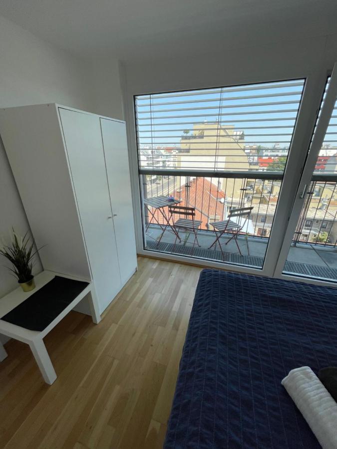 Eca Rooftop Live - Private Rooms & Serviced Apartments 비엔나 외부 사진